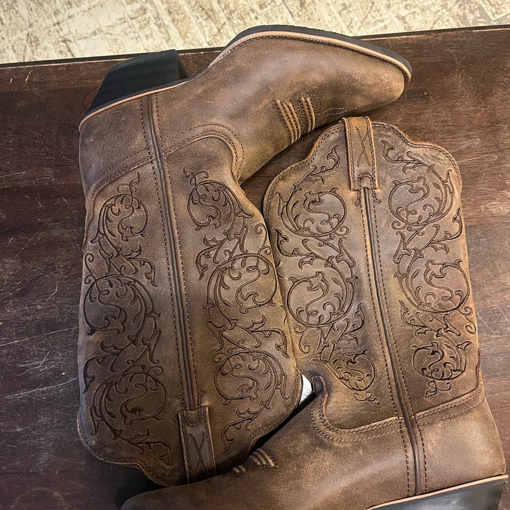 Twisted X Cowgirl Boots size 8 like new cowboy boots